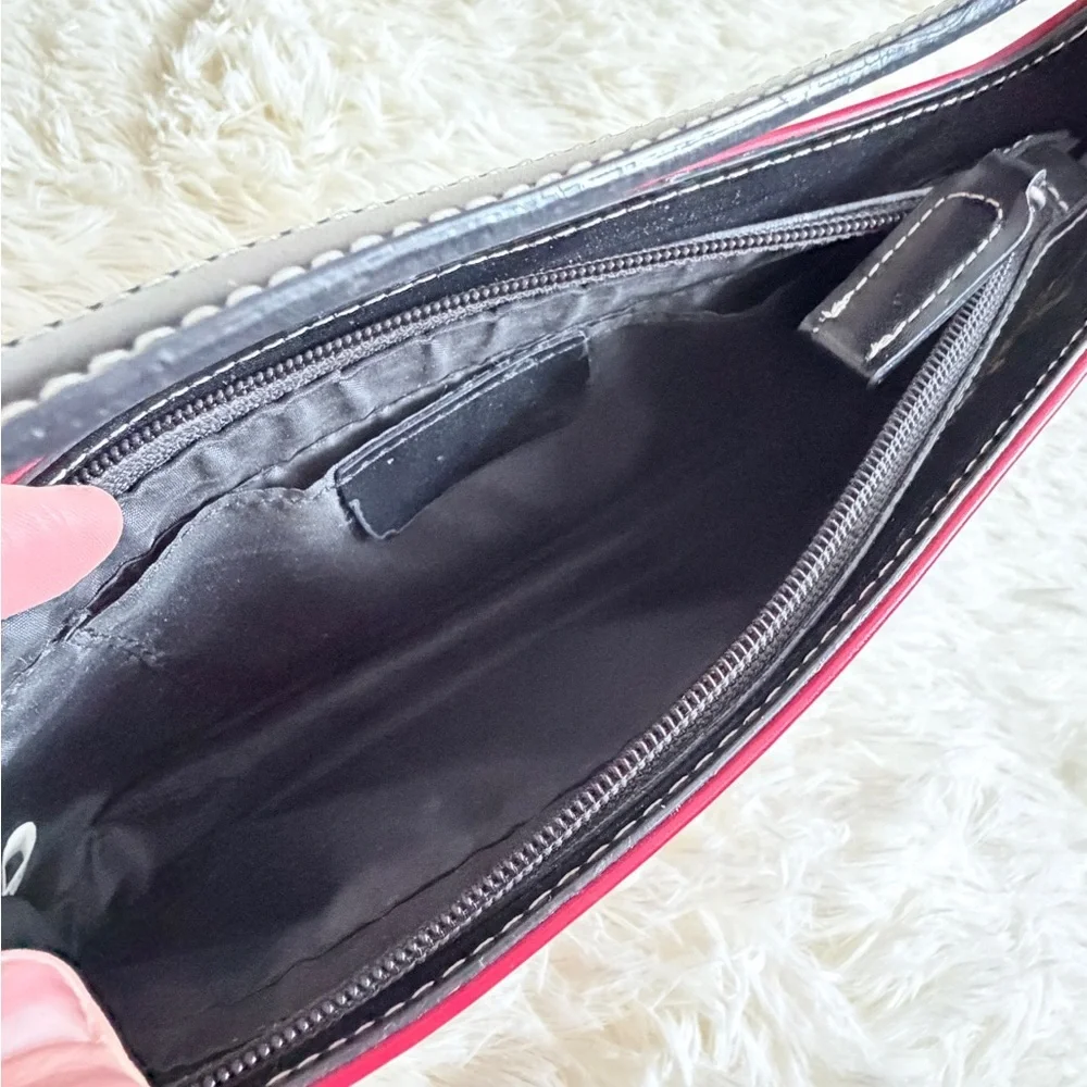 Boutique Elegant Black and Red Shoulder Bag